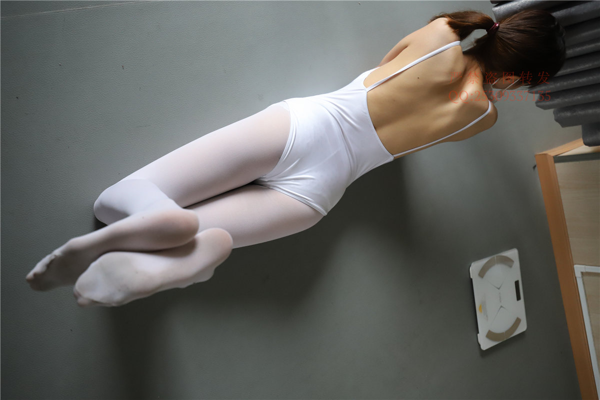 [纳丝摄影] 2018 7.8月活动（二） 3期打包合集体操制服丝袜美腿高清大图百度云下载