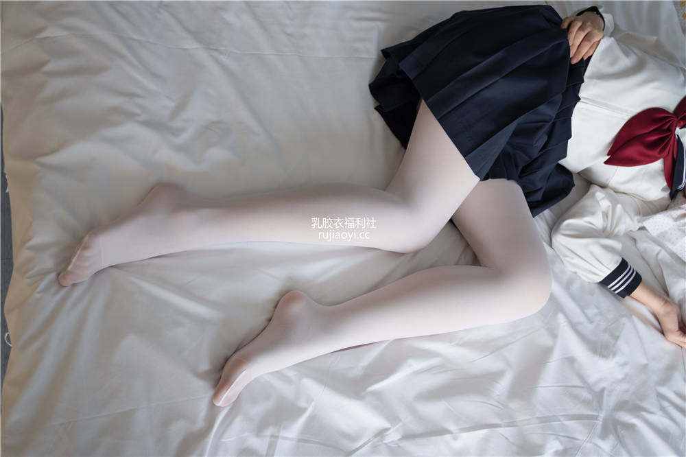 [森萝财团] BETA-017 学妹白丝秀 [83P/688M]