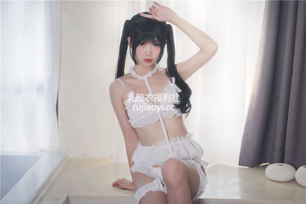 [网红杂图] 可爱人气Coser面饼仙儿 NO.015 脑内少女 白内衣 [17P171MB]