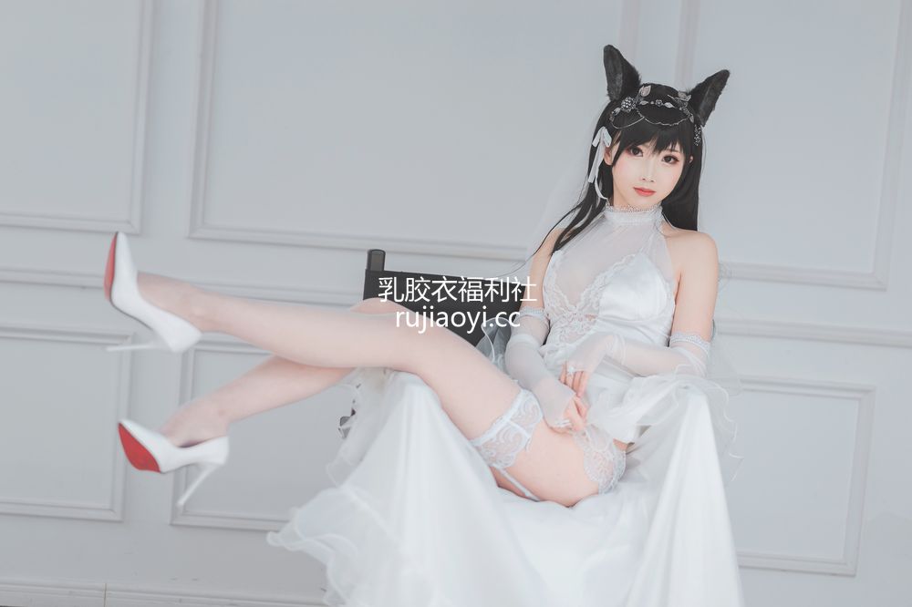 [网红杂图] 可爱人气Coser面饼仙儿 NO.023 爱宕花嫁 [29P247MB]
