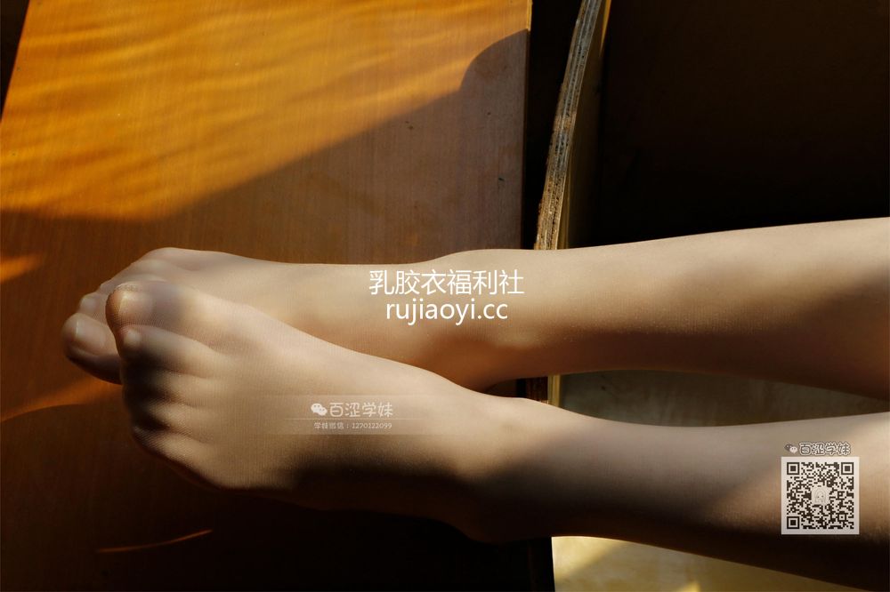 [妖精视觉]  琳琳 藏在教室的肉丝