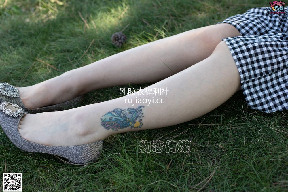 [物恋传媒] No.062 飞飞-淑女的优雅（高跟鞋、裸足） [130P1V1.08G]