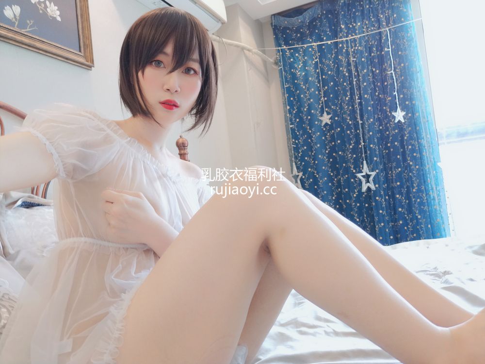[网红杂图] 白银 – 儿童睡衣 [30P255M]