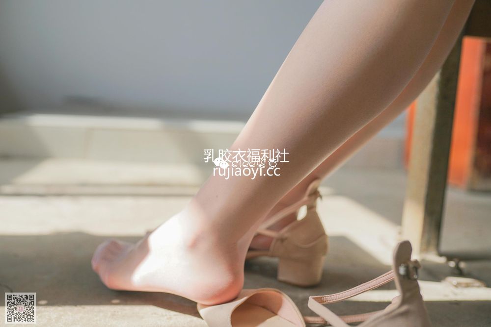 [SIEE丝意] No.317 蓓蓓 《回忆里都是你》 [63P15.4M]