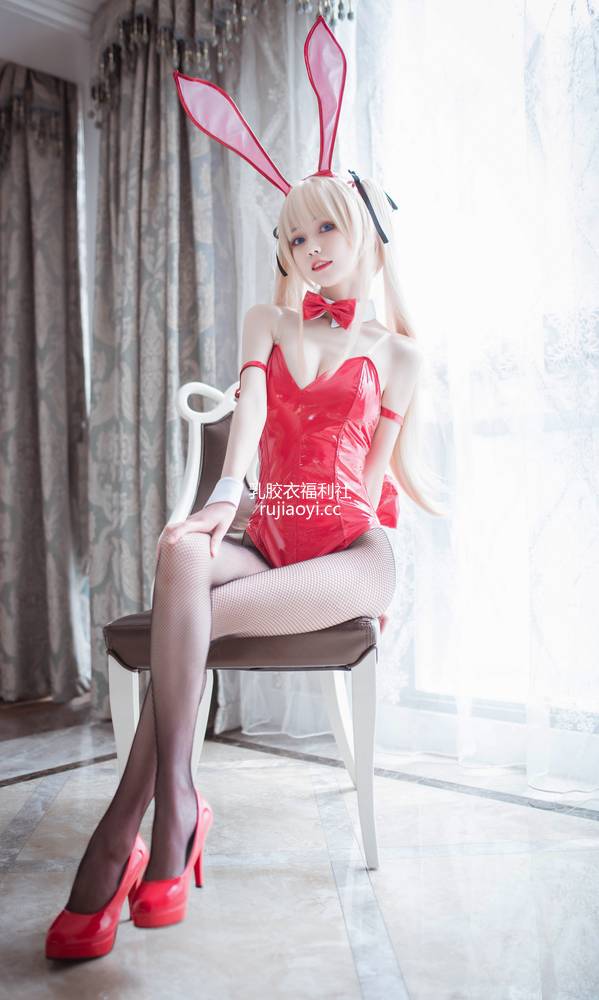 [网红杂图] 你的负卿-英梨梨兔女郎 [10P80M]