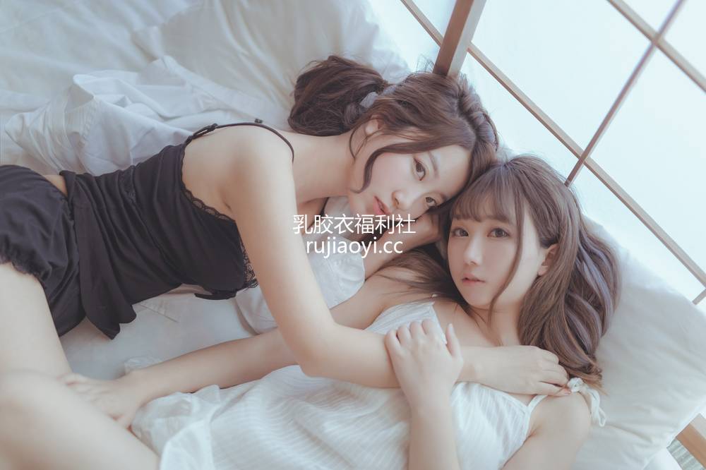 [网红杂图] 黑川 – JK百合 [20P172M]