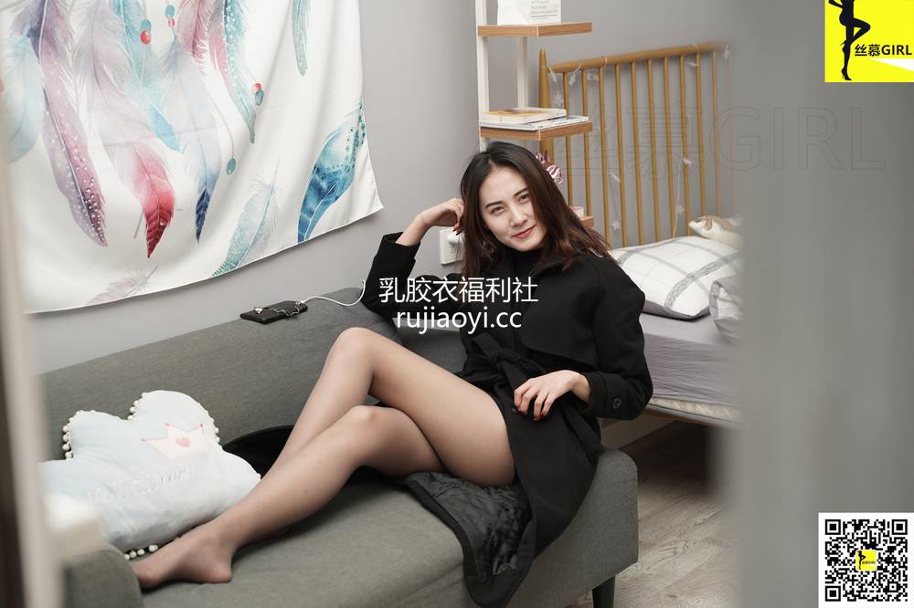 [丝慕写真] 第050期 模特：婷伊《绝》上集 [98P180MB]