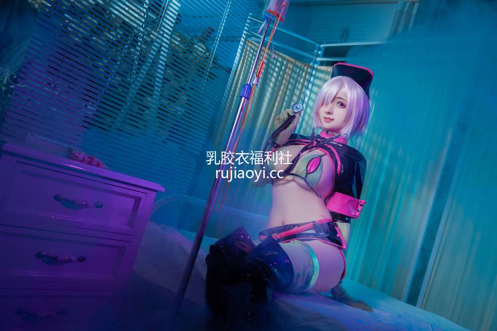 [网红杂图] rioko凉凉子 NO.011 玛修护士 [23P487MB]