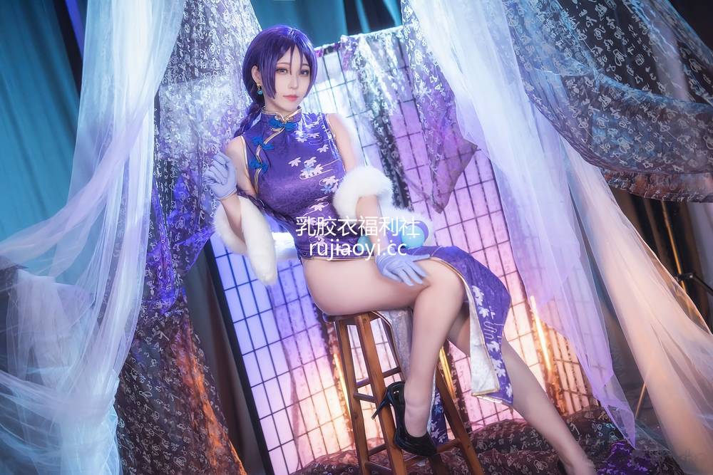 [网红杂图] 萌妹菌烨tako – FGO奶光旗袍 [19P105MB]
