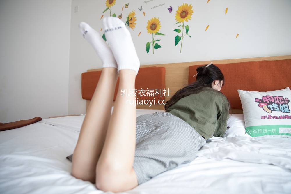 [物恋传媒] No.221 冬冬温柔如水，贤淑如你 [209P1V5.28GB]