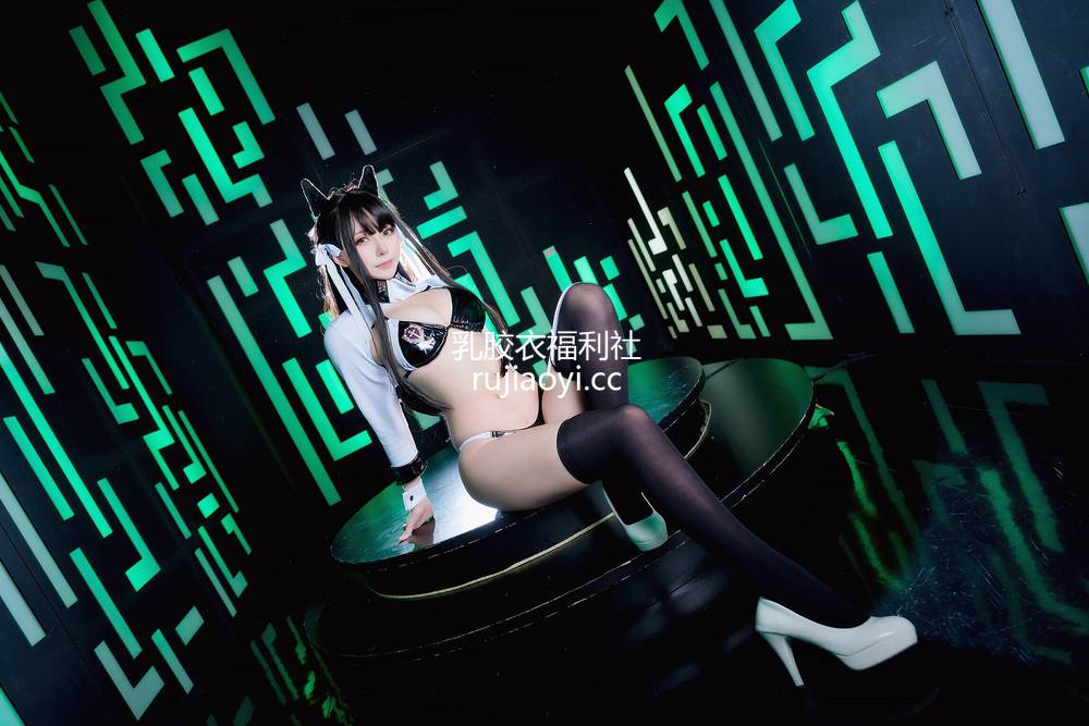 [网红杂图] 萌妹菌烨tako – 爱宕犬赛车 Part1 [9P29MB]