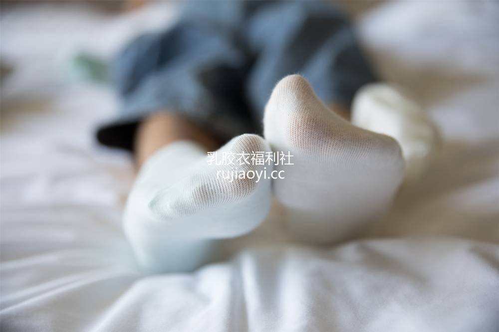 [物恋传媒] No.200 柠檬-简单即是美 [276P1V7.05G]