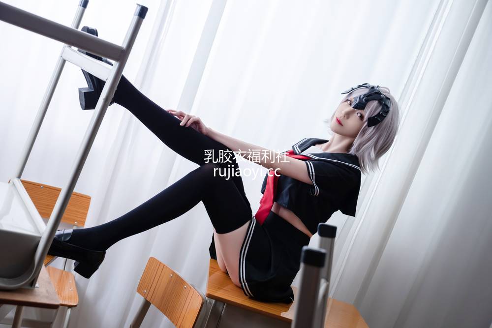 [网红杂图] 青青子Js – 黑贞 [13P89MB]