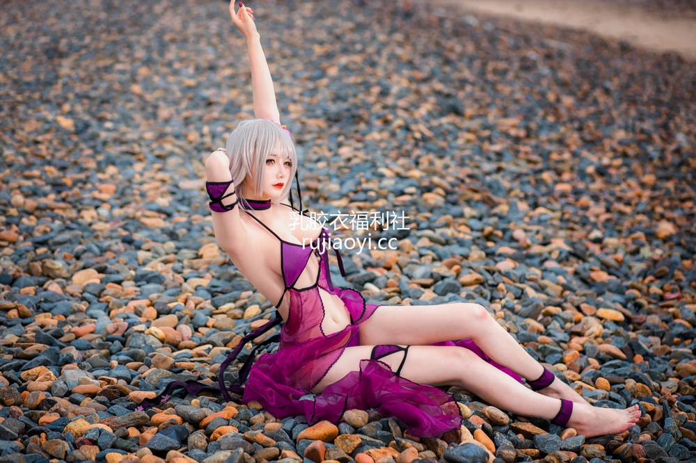 [网红杂图] 仙九Airi – 黑贞水着 [19P355MB]