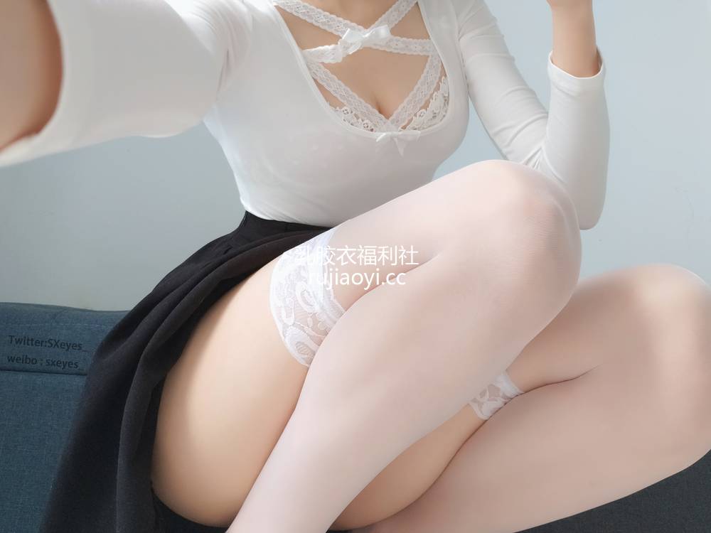 [网红杂图] 眼酱大魔王w – 白蕾丝姐姐 [27P126M]