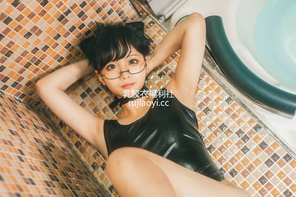 [网红杂图] 蠢沫沫 – 黑死库水 [42P645MB]