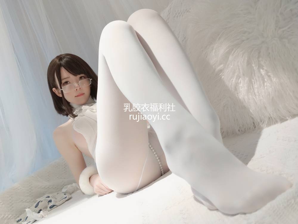 [网红杂图] 一小央泽 – 糯米元宵 [102P3V1.34GB]