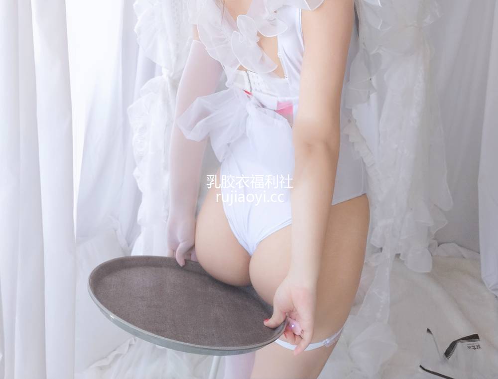 [网红杂图] 白烨 – 秀色可餐 [72P6V727M]