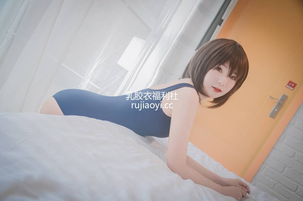 [网红杂图] 是青水 – 死库水 [18P84MB]