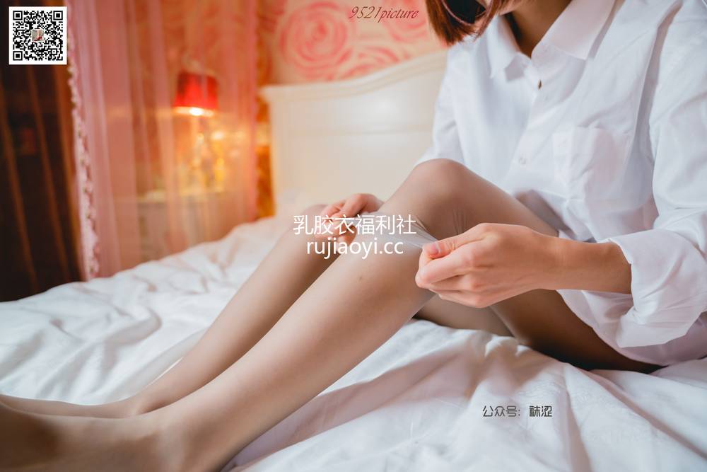 [袜涩] NO.048 小丽白衬衫玩灰丝 [65P1.06G]