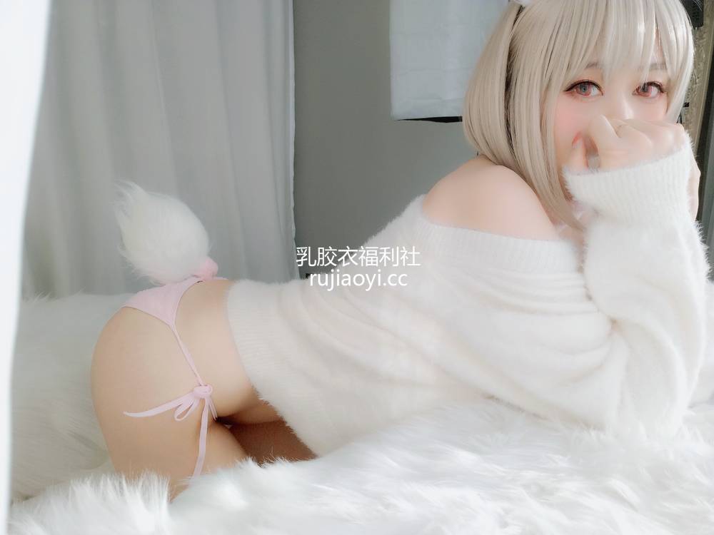 [网红杂图] 白银 – 小白兔 [105P2V236M]
