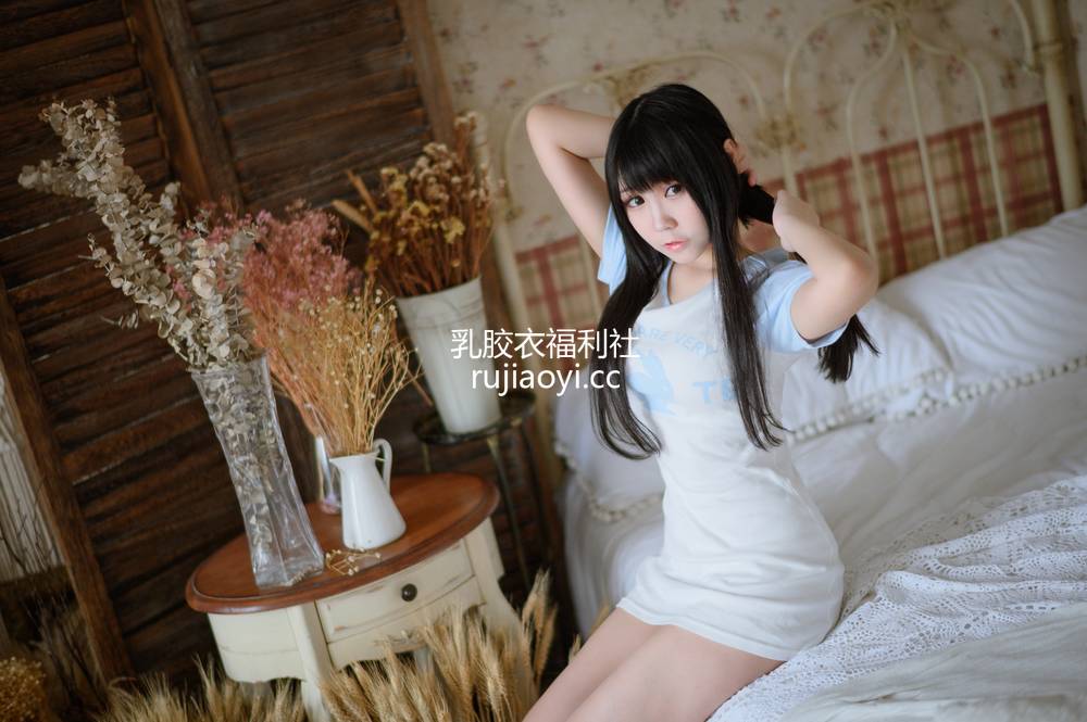 [网红杂图] 寶儿Mysterial – 私房写真 [29P275MB]