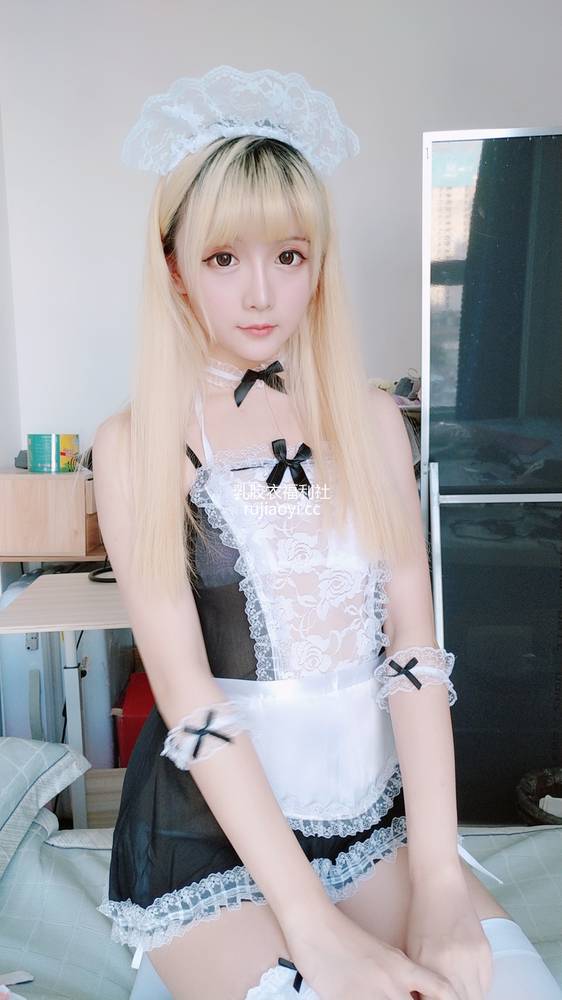[网红杂图] 星之迟迟 – 女仆 [61P1V300MB]