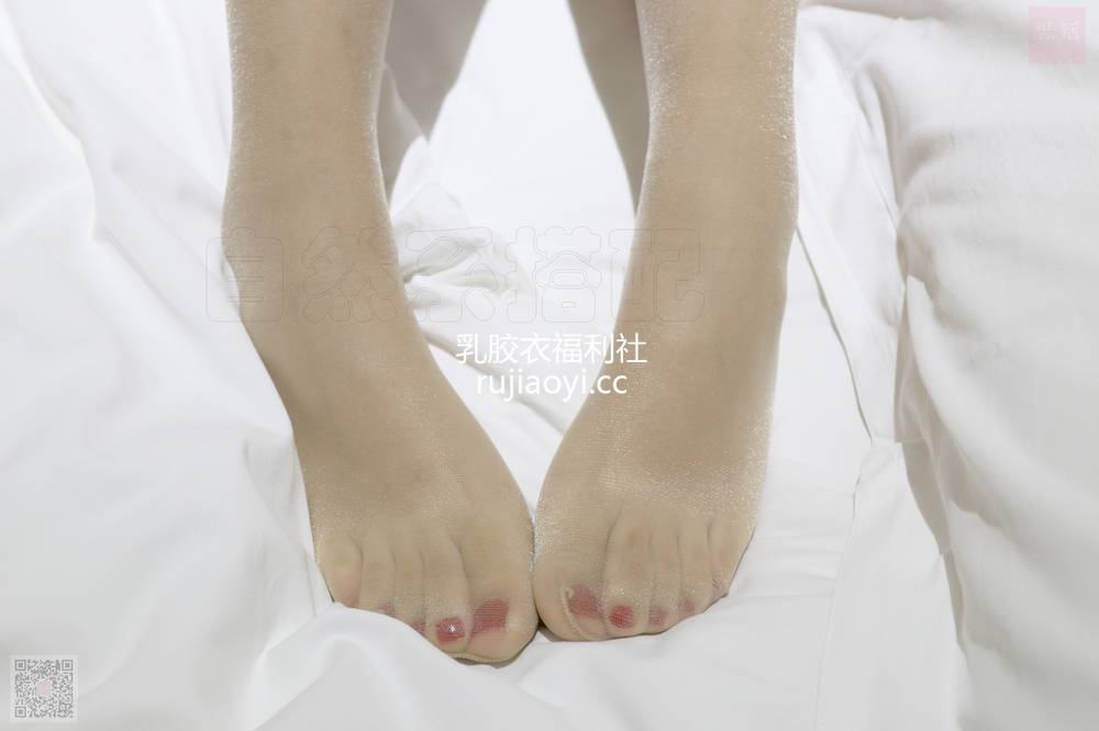 [SiHua丝话] NO.033 麻花辫女孩的白我连衣裙 子琦 [93P2V551MB]
