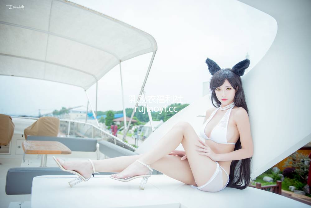 [网红杂图] 清水由乃 – 爱宕泳装Ver [25P393MB]