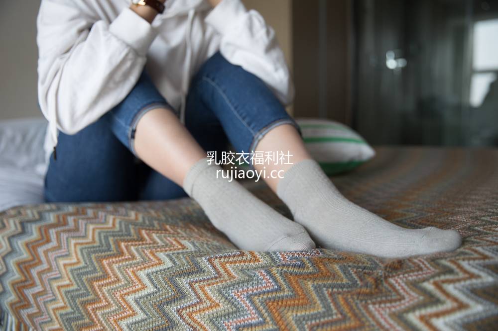 [物恋传媒] No.265 小飞-梦如烟 [172P1V3.43GB]