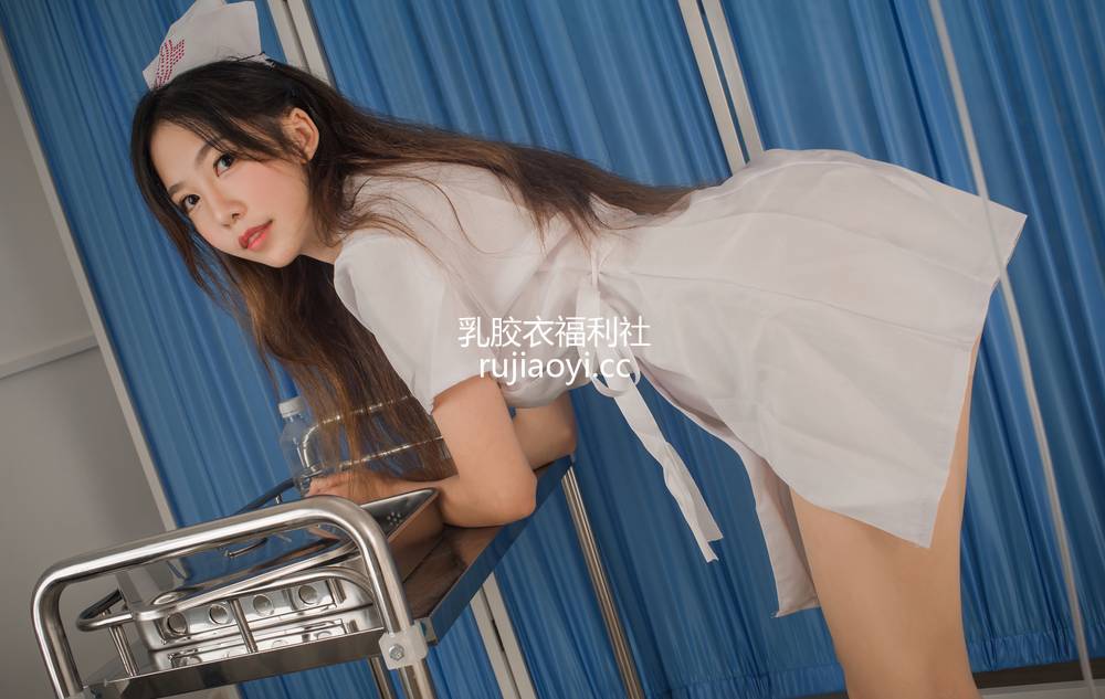 [网红杂图] 抖娘-利世 – 俏皮小护士 [41P239MB]