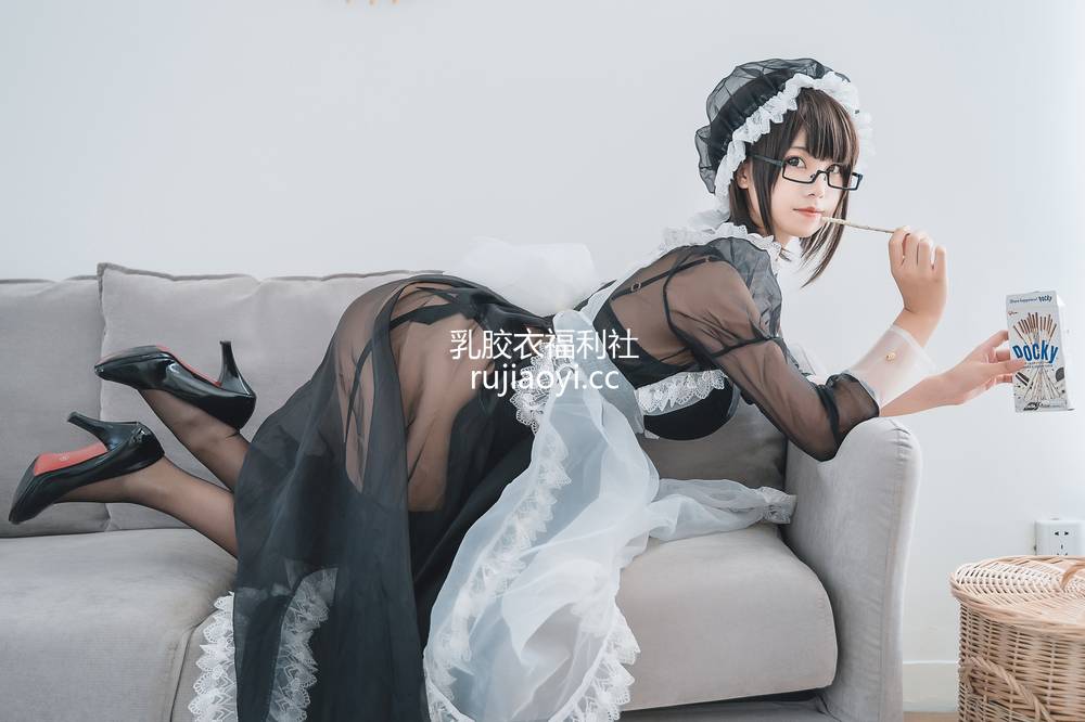 [网红杂图] 蜜汁猫裘 – 透明女仆 [30P280MB]