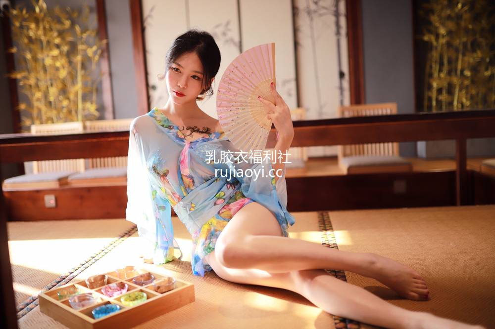 [网红杂图] 抖娘-利世 – 水蓝和服 [30P43M]