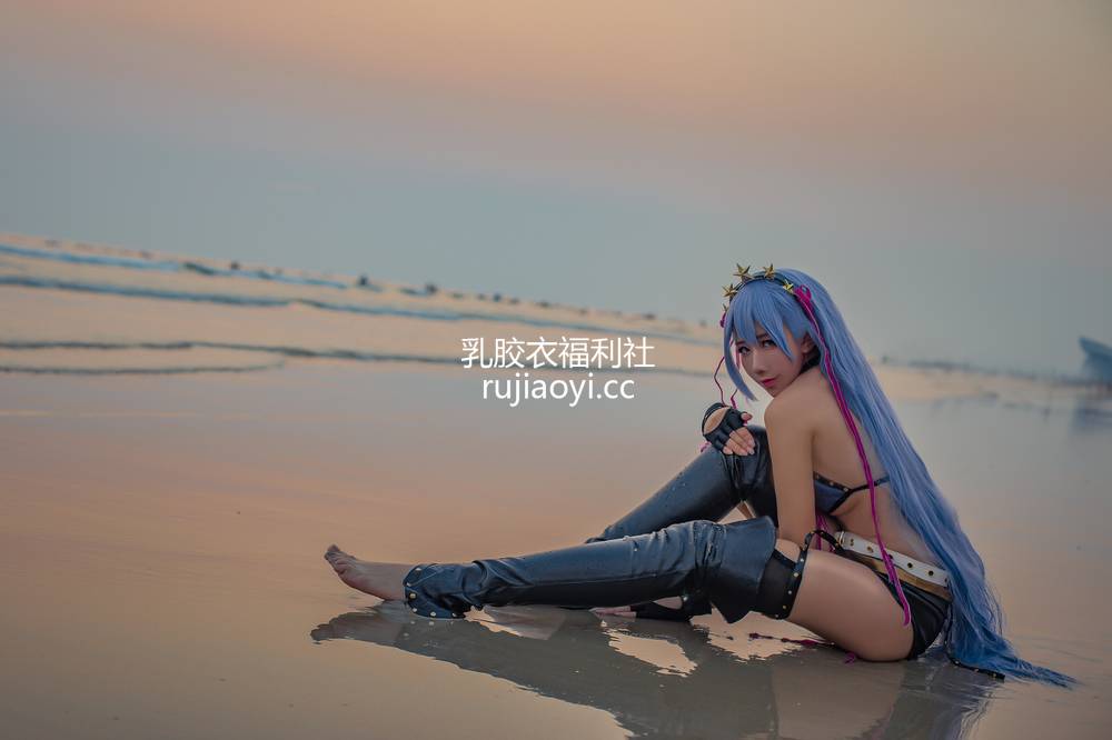 [网红杂图] 九曲Jean – bb水着 [30P216MB]