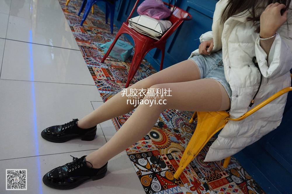 [SIEE丝意] NO.033 琦琦~白袄与肉丝 [63P104MB]