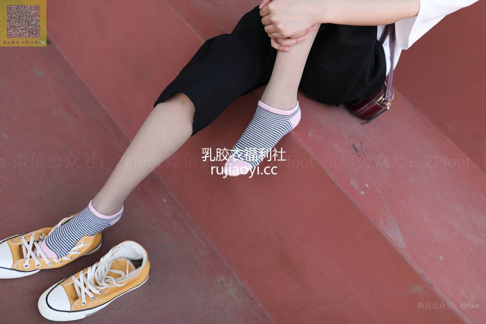 [山茶摄影Iss] NO.058 灰丝棉袜帆布鞋 [87P75M]