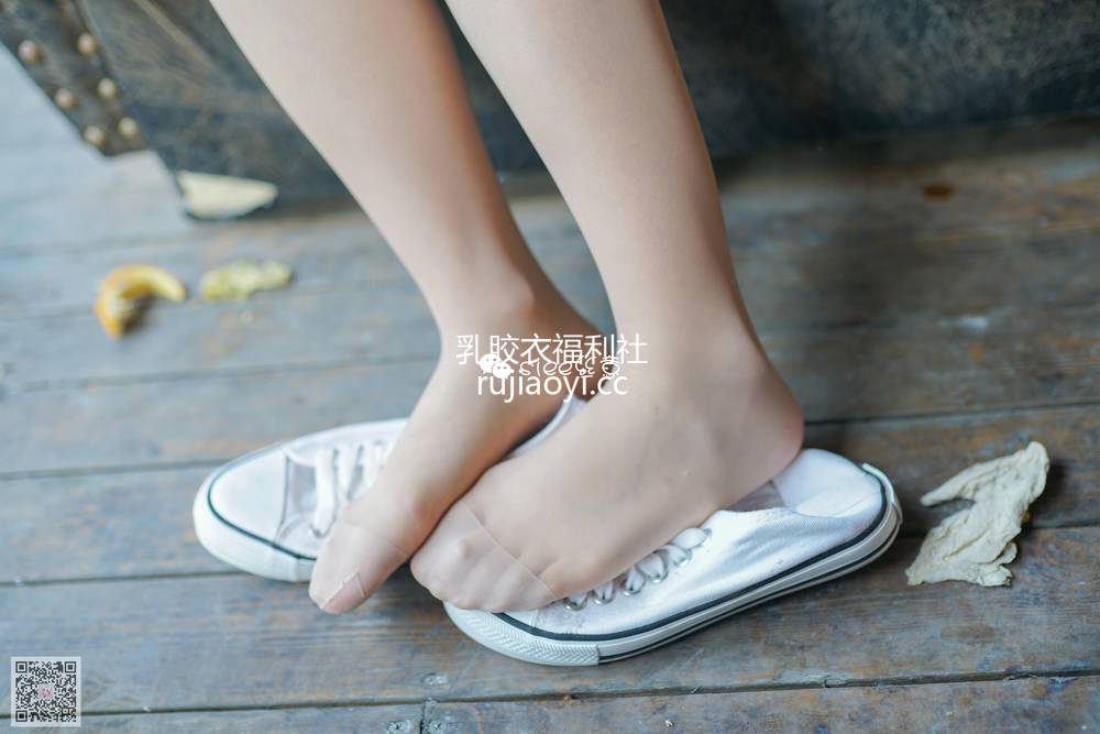 [SIEE丝意] NO.325 佳佳 夏夜静谧的月光 [52P110MB]
