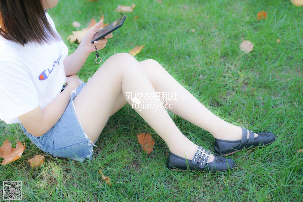 [SIEE丝意] NO.201 珊珊~悠闲，肉絲情 [39P118MB]