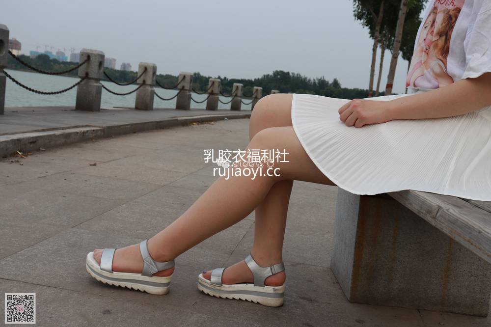 [SIEE丝意] NO.122 晨晨~短裙肉絲 [45P55.9MB]