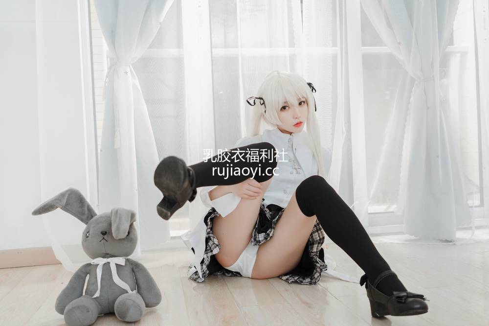 [网红杂图] 白易子教主 – 哥特 [12P44MB]