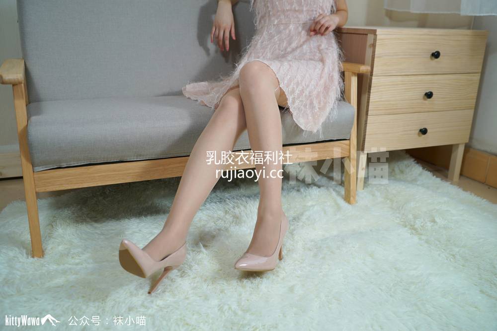 [袜小喵] – KT061《粉色公主梦》 [59P50M]