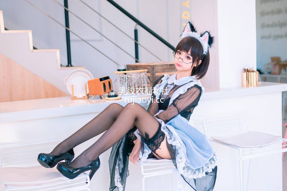 [网红杂图] 蠢沫沫 – 女仆萝莉 [41P413MB]