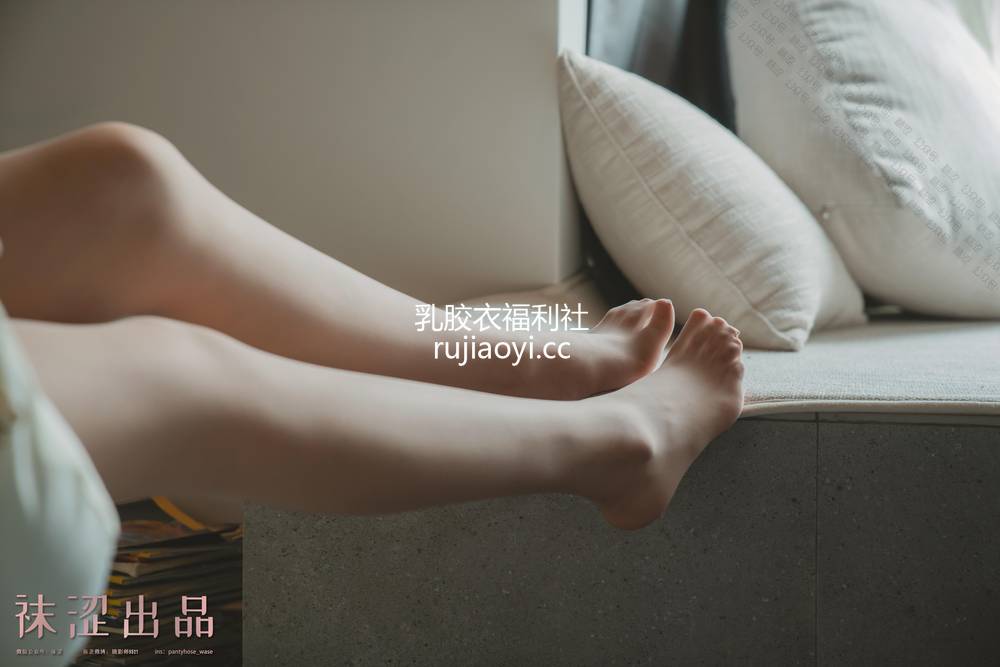 [袜涩] NO.072 思甜-黑 [58P126MB]