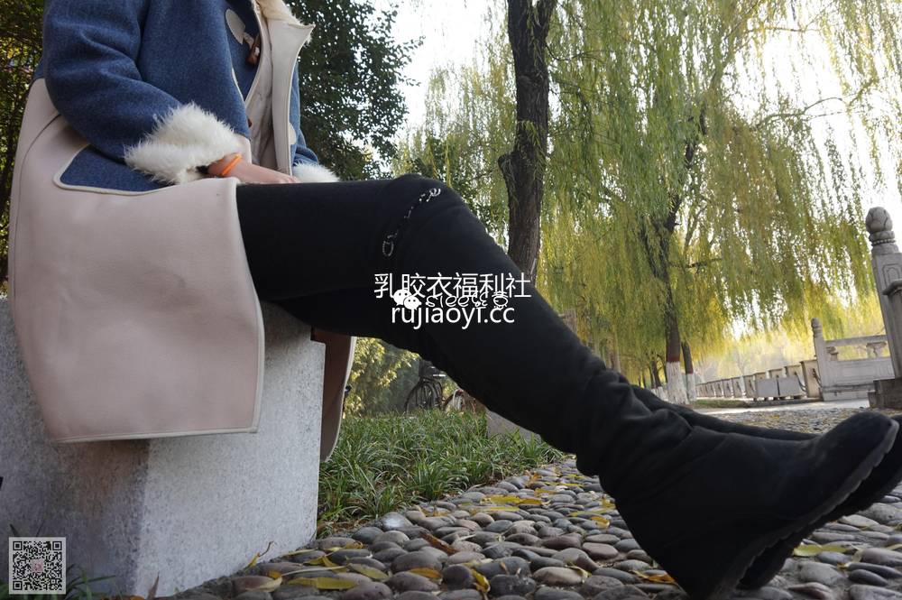 [SIEE丝意] NO.216 玥玥~河畔de我们 [60P98.4MB]
