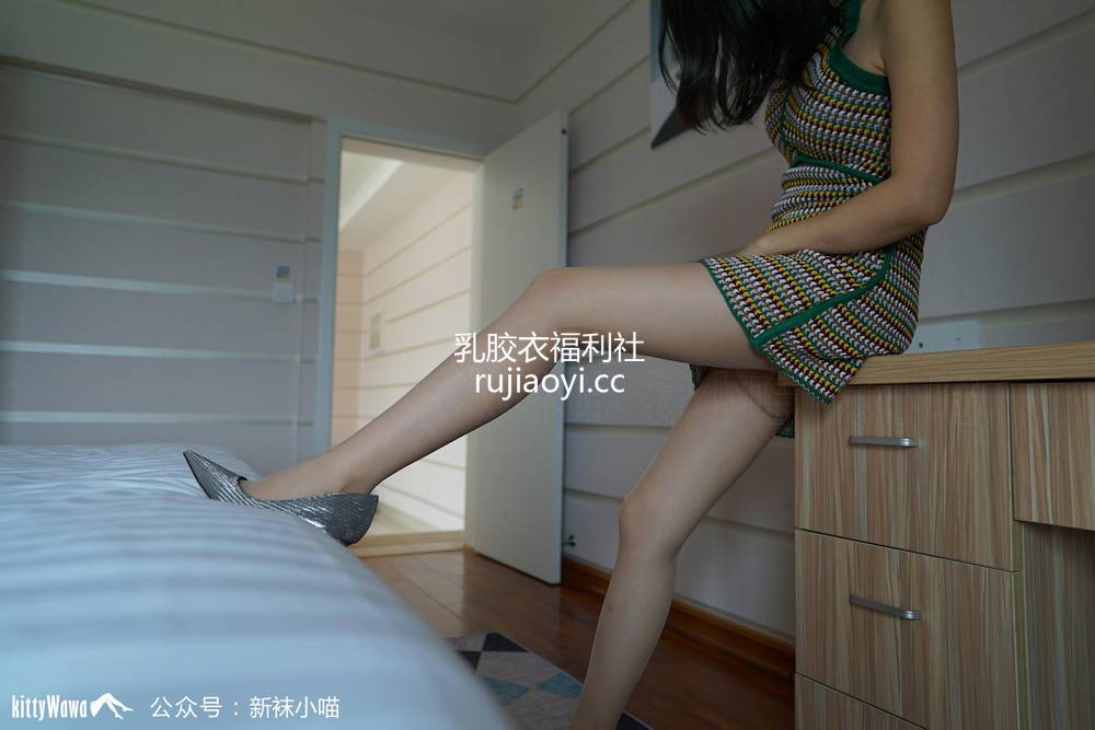[kittyWawa袜小喵] – KT115《酒店试拍官》[59P48MB]