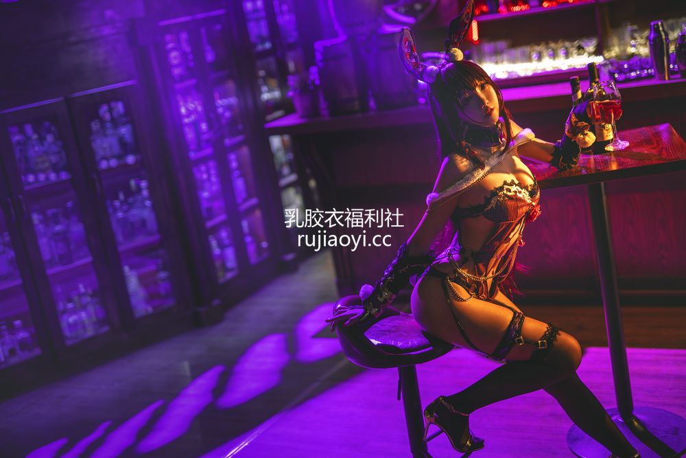 [网红杂图] 阿薰kaOri – 斯卡哈兔女郎 [18P690M]