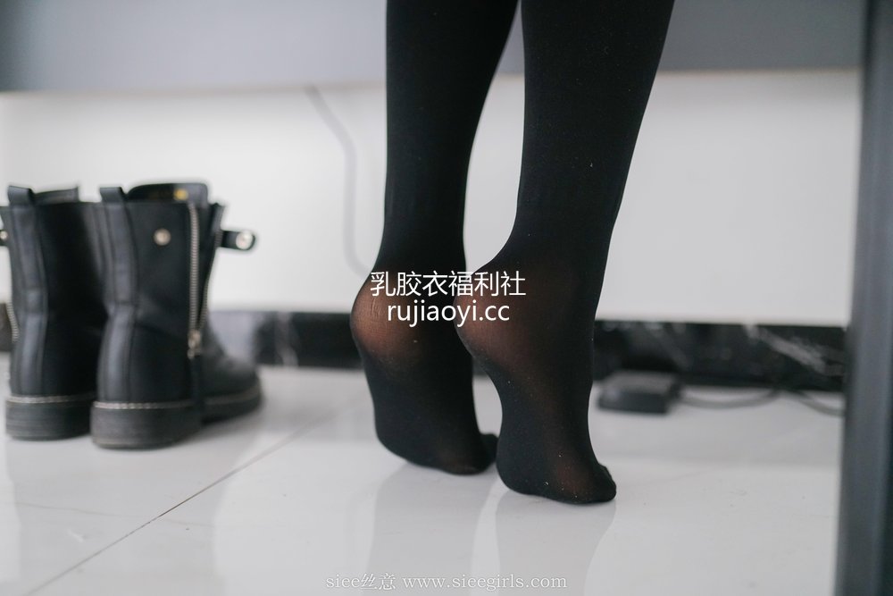 [SIEE丝意] NO.421 童童 时光温柔以待 [63P185MB]