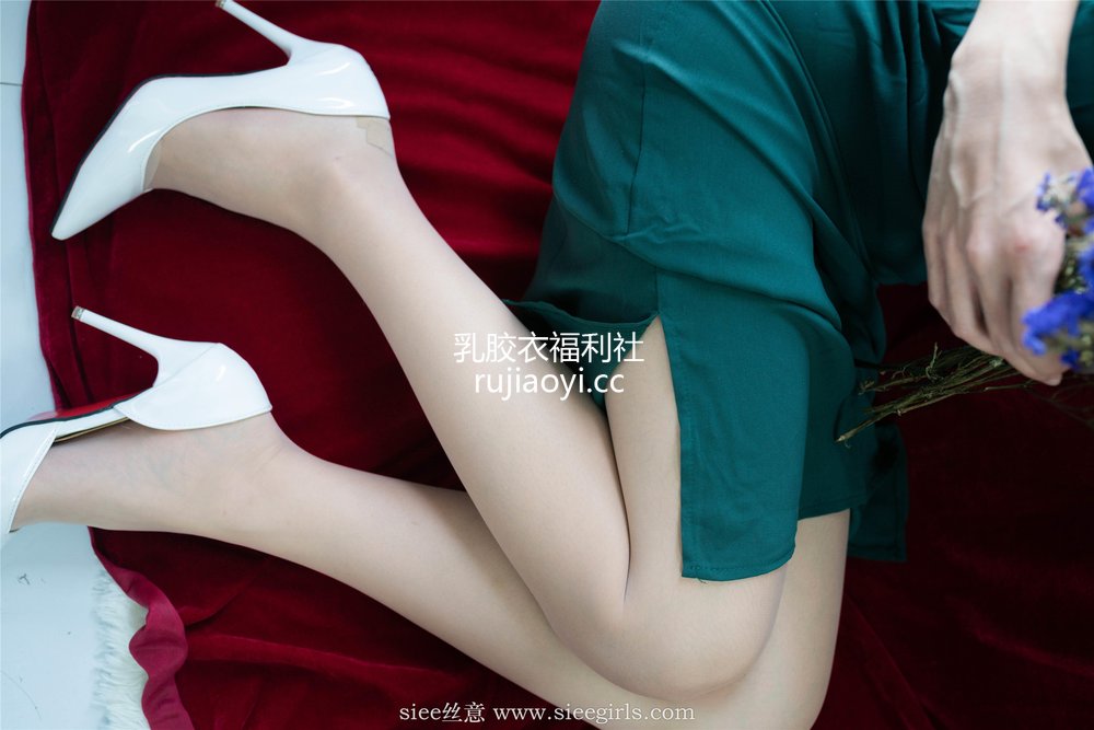 [SIEE丝意] NO.399 蓓蓓 御姐-圣诞节特辑 [85P85MB]