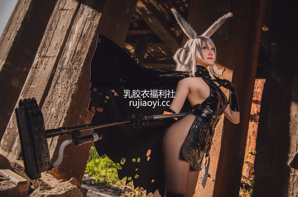 [网红杂图] 瓜希酱 – 暴行 [15P74MB]