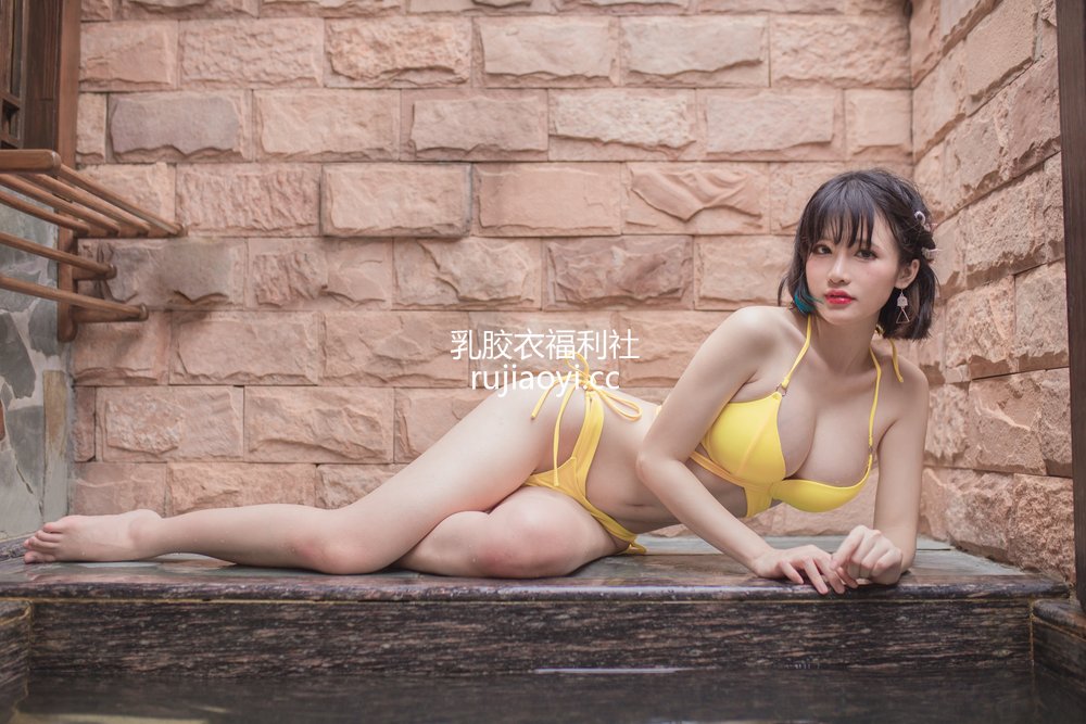 [网红杂图] Yoko宅夏 – 妹汤物语(泳装) [55P423MB]